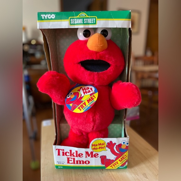 Tyco Tickle Me Elmo - 1996 - Picture 1 of 6